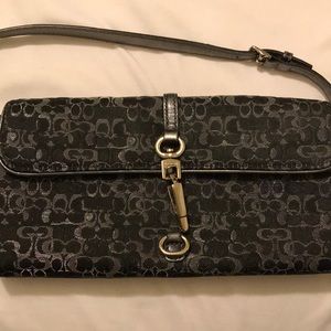 Small coach handbag